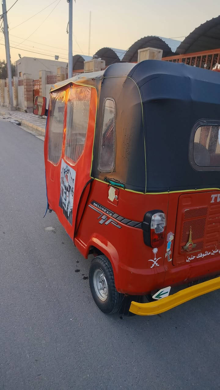 سلام عليكم 
تي في اس للبيع كفاله عامه وجاهزه رقم انكليزي كبل للشارع  العنوان واسط قضاء الحي 
  ***********
