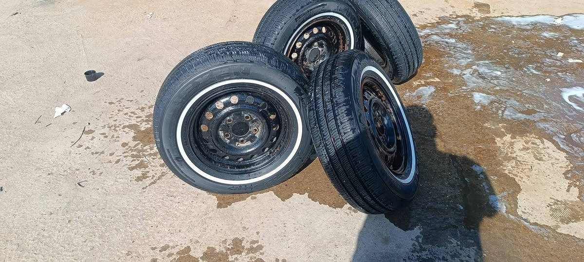 سلام عليكم لبيع تحويرات ترهم عله كورله خليجي أو النتره أو فورتي أي ستفسار عله رقم ***********
