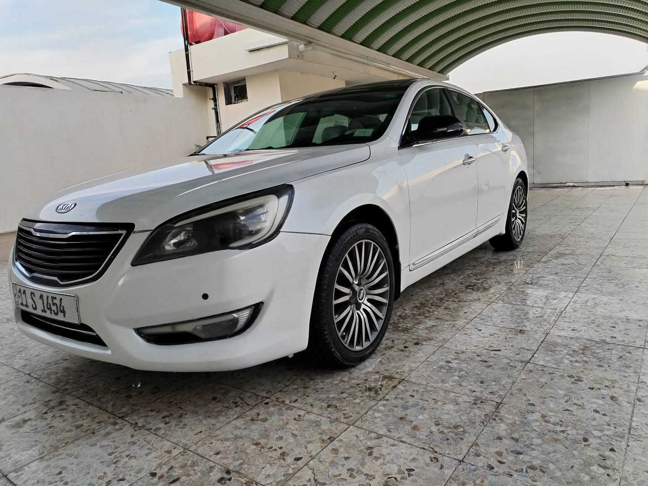 السلام عليكم
للبيع كادنزا خليجي موديل 2011 رقم بغداد مميز بسمي السياره بيه صبغ اربع قطع اثر شخوط مكفوله من الحادث سياره جاهزه مابيه اي نقص سياره ماشيه 103 محرك 3500 دوش صدر امامي وخلفي جديد السياره فول موصفات
السعر 100 وبيه مجال بسيط مكان السياره بغداد التاجي قرب الباب الأول
***********
***********
