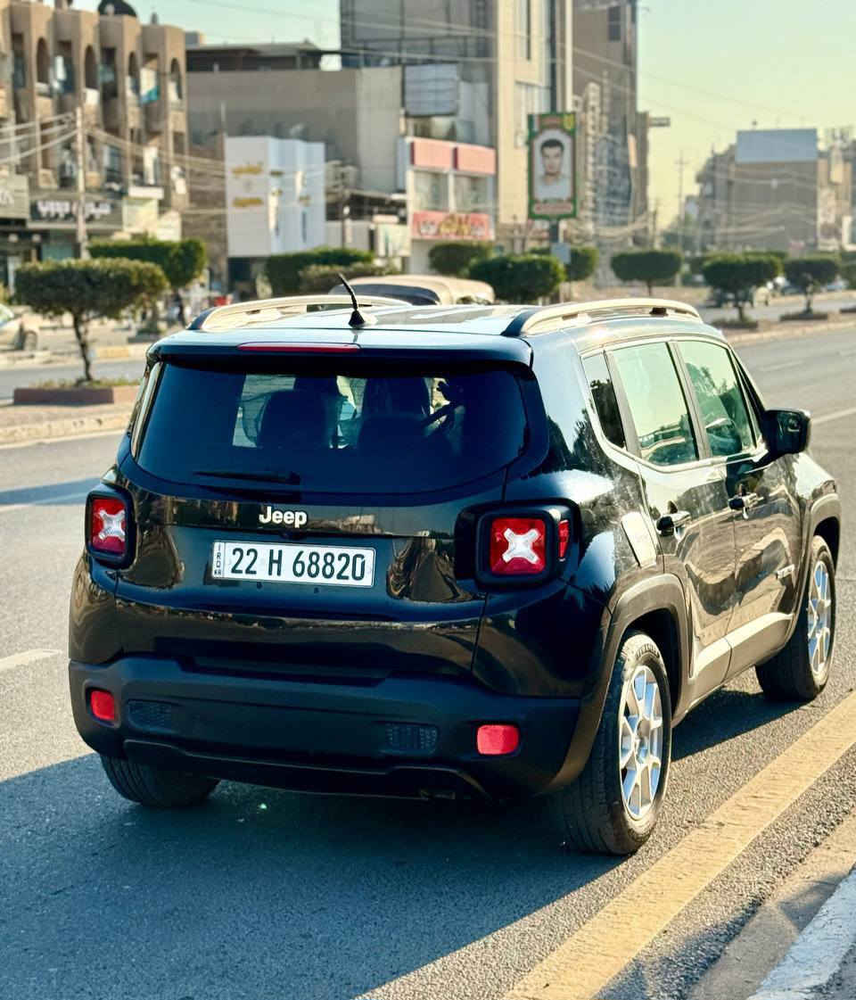 السلام عليكم جيب رنكد ٢٠١٩ سيارة كلش نظيفة مال بيت قليل الاستخدام بدون اي نقص سيارة عائلية واقتصادية شبابية جاهزة من كلش حادثهة قبق جنطة مبدلة نفس الون بدون صبغ بالعراق صار بيهة حادث سطحي خفيف بالجاملغ الامامي والجاملغ الخلفي ضربة كلش بسيطة وعندي صور الطخة قبل الصبغ وبالعافية ع ياخذ لان سيارة كلش حلوة ممتعوبة ابد مكان السيارة بغداد الكرادة السعر ١٢٥ وبي مجال للناس الطيبة الاتصال وبي وتساب *********** بغداد, العراق
