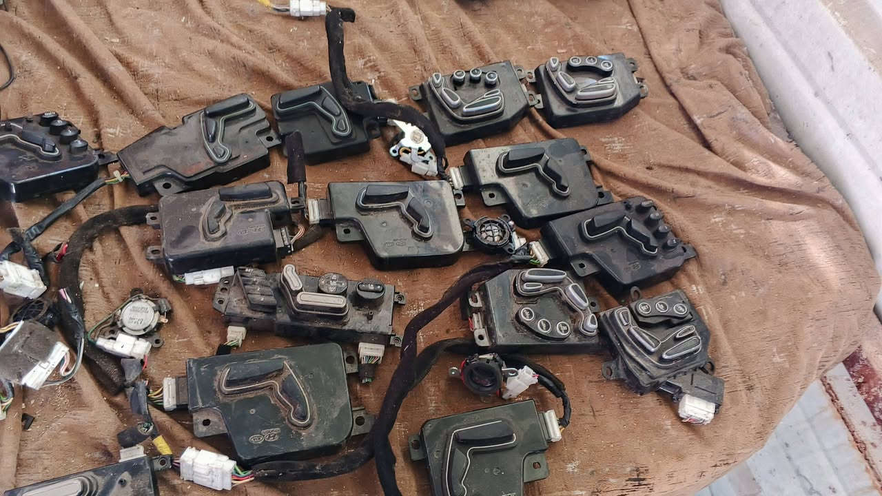 غراض كوري مختلف سيارات شرط شغل مكاني بغداد يوجد توصيل لكل المحافضات ستفسار دخل خاص  سعار جوء جمله ملاحضه بس المعروض


**إذا كنت صاحب هذا الإعلان وتريد حذفه لأي سبب، رجاءا أرسل رسالة إلى الدعم الفني**