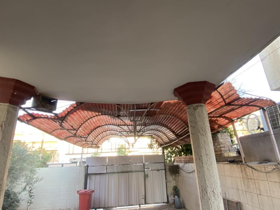 السلام عليكم عندي قمرية للبيع قياس طول 6وعرض 5 مكاني كركوك سعر ١٥٠ الف***********
