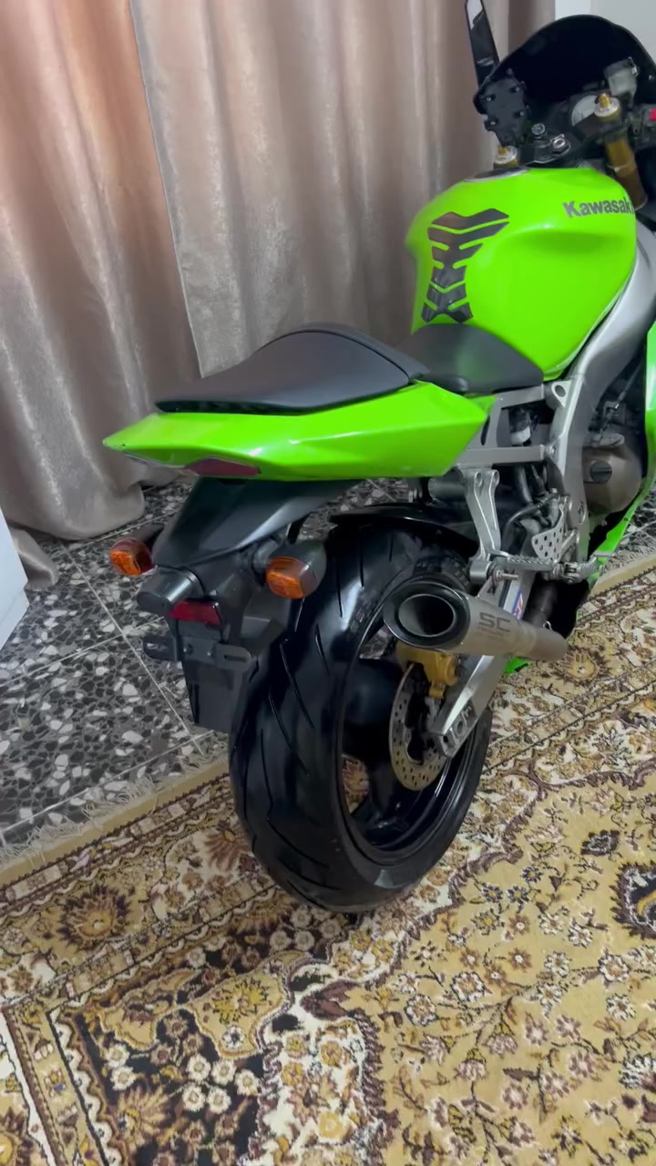 سلام عليكم دراجة كاوزاكي موديل 2004 الدراجه مزاد وارد يابان طالعه من محلات كلشي وكلاشي مثل مموضح بالصورة الدراجه خير من الله دخولها صار سنه الدراجه فقط على ايدي وادامتها وترتيبها كله يم كرار الطائي المكينه ممفتوحه اسبانه مواكعه عليها ممشى الدراجه قطعت مسافه عندي فقط 2800 كيلو متر الدراجه على وضع الشركه فقط غيرت المري والجامه والاكزوز وكلهن يمي البلاد والشديتهن جدد كلهن موجودات الي راغب بالشراء سعرها فقط 37 بدون رقم ♥️ وبالعافية عل ياخذها


**إذا كنت صاحب هذا الإعلان وتريد حذفه لأي سبب، رجاءا أرسل رسالة إلى الدعم الفني**