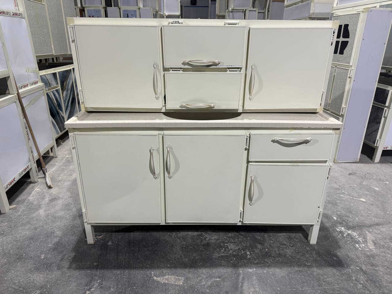 للبيع 
متر ونص سنك وملحق 
السعر 200 الف 
يتوفر توصيل محافظات


**إذا كنت صاحب هذا الإعلان وتريد حذفه لأي سبب، رجاءا أرسل رسالة إلى الدعم الفني**