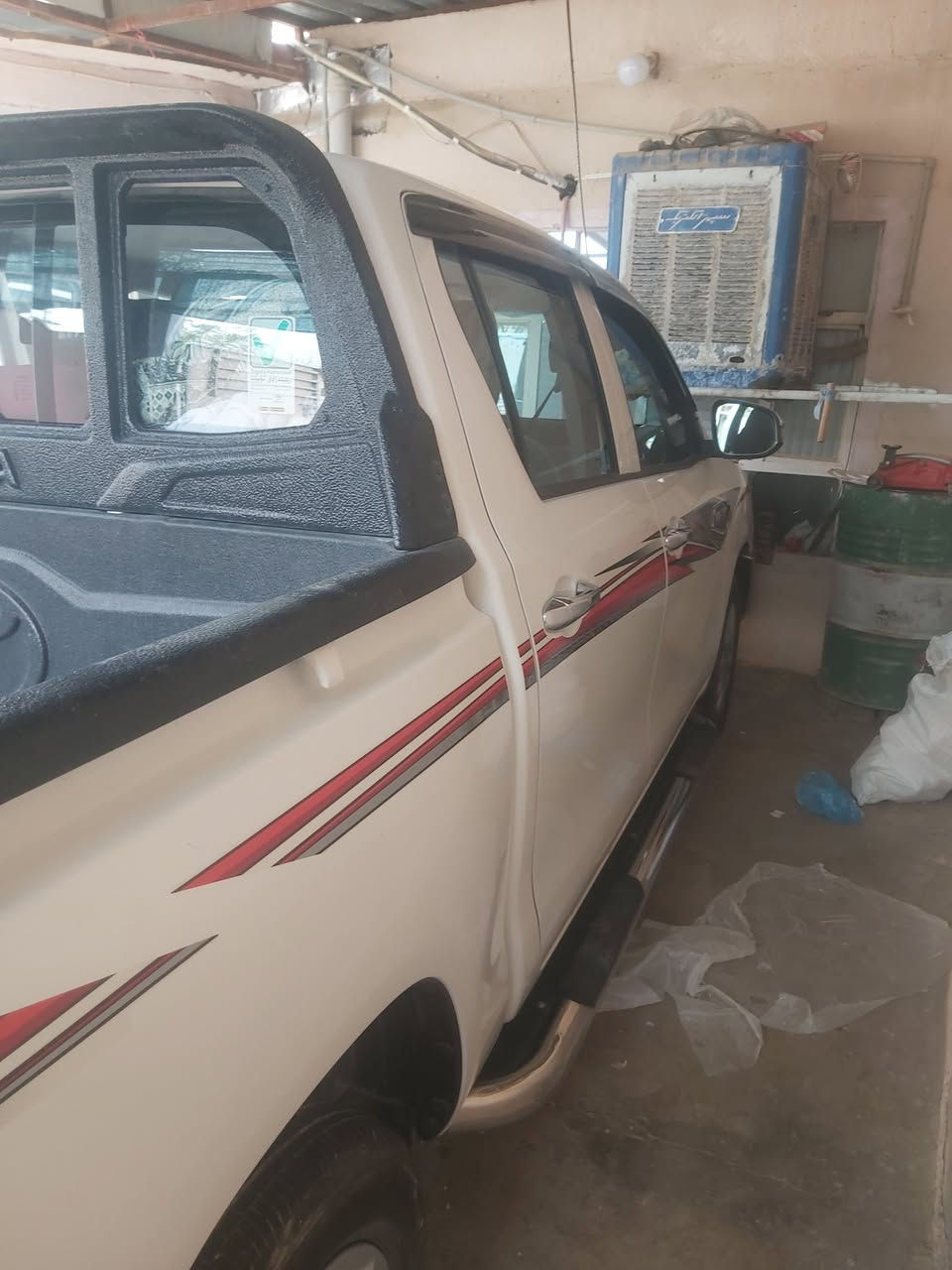 سلام عليكم هايلوكس م٢٠٢٤ شركت ساز كير عادي كفاله عام رقم سليمانيه بسمي بعده بالضمان الشركه ماشيه ١٩ الف استخدام شخصي شادله كامره خلفيه مع تثبيت سرعه ارضيه دوشمه درع امامي كفر دوسه ماتصرف عليه سعر ٢٦٥ مكان قضاء كفري ت ***********
