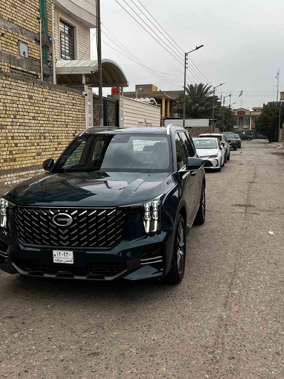 Gs8
السلام عليكم ورحمة الله وبركاته 🌹

للبیع GAC GS8 2025/

ماشیة فقط 2000 (یعني زیرو)بدون لوحات

السیارة من شرکة GAC مع ضمان شامل ٥ سنوات وسرفس مجاني لمدة السنة

مواصفات:
  • المحرك 4 سلندر، 2.0 لتر، تيربو.
• القوة 248 حصان.
 • عزم الدوران 400 نيوتن متر.
•ناقل الحركة أوتوماتيكي 8 سرعات من AISIN 
•وضعیات القیادة Eco, Comfort, Sport, Sand, Mud, Snow

• نظام التعلیق: الأمامي من نوع McPherson + الخلفي مستقل متعددة الوصلات
• نظام التوجیە المعزز کهربائیآ EPS
• نظام الدفع الرباعي AWD
• مبدل سرعات خلف المقود Tiptronic  
• مرایا جانبیة کهربائیة وقابلة للطي تلقائیة 
• مساحات مزودة بمستشعر مطر
• باب خلفي کهربائي مع وظیفة الاغلاق التلقائي

• المقاعد الأمامية قابلة للتعديل كهربائيًا .
• فتحة سقف بانورامیة
• تسجيل الفيديو للطرق أثناء القيادة
• سبع راکب وکشنات جلد الممیز 
• کشنات الامامیة تبرید
• شاحن الموبایل لاسلکي
• اضاءة داخلیة ذکیة متعددة الالوان

• برنامج ثبات الاکتروني ESP + مساعد الفرامل الهیدرولیکي HBA
• تحکم في التثبیت والنزول في المنحدرات HDC + HHC

• فرملة الانتضار الالکترونیة EBP مع التثبیت التلقائي

• نظام مراقبة ضغط الإطارات TPMS

• مراسي مقاعد الاطفال الأمنة ISOFIX

• شاشة وسطیة تعمل باللمس “14.6 مع نظام کاربلاي واندروید اوتو و USB

• لوحة عدادات LCD بقیاس “12.3

• نظام صوت من نوع ALPINE مع 8 سماعات

• نظام کامیرات ٣٦٠ درجة
• نظام الدخول والتشغیل بدون مفتاح + قفل ذکي من نوع PEPS
• حساسات الامامیة والخلفیة + نظام رکن برؤیة محیطیة عالیة الدقة
• صندوق مسند الذراع ثلاجة(Cool Box) 

للاستفسار، يرجى التواصل عبر الاتصال بالرقم

 (***********)
مكاني بصرة السعر 255$
