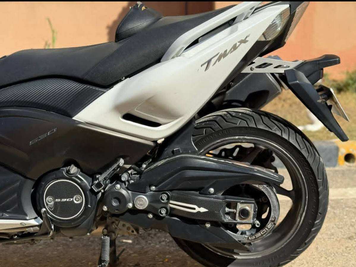 السلام علیکم 
تی ماکس 14 مرقم رقم بغداد ممیز تحویل ثاني يوم دراجه 
مكفوله کشر ومکینه 
عنوان بغداد ناحیه لوحده قرب بسمایة
***********
سعر20 اتصل وبيك خير وادلل مو شرای لا تعبني
