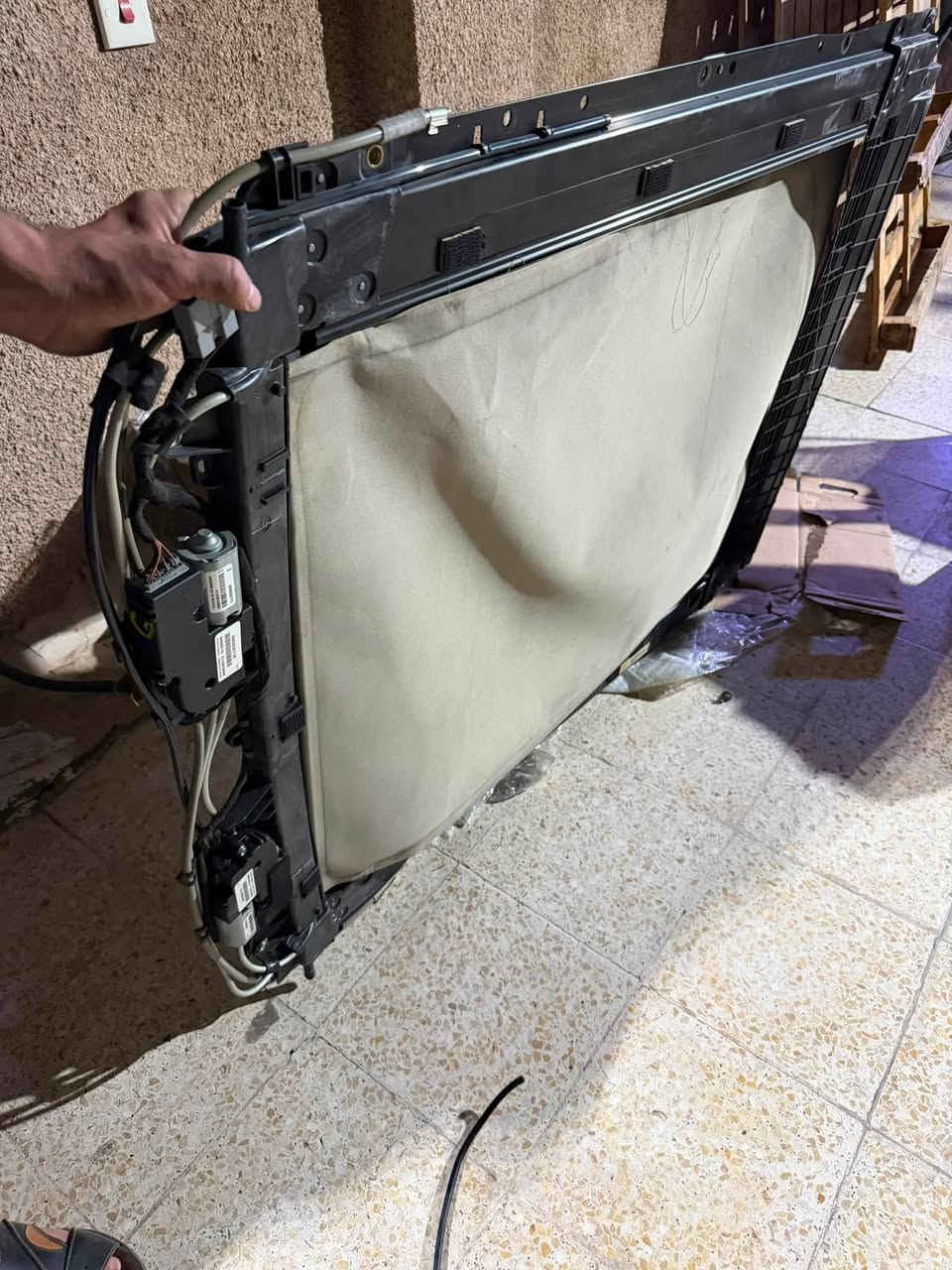 السلام عليكم
للبيع بانورما مال اوباما  البرده مالته خربانه وباقي كله شغال
قيم واخذ 
***********
