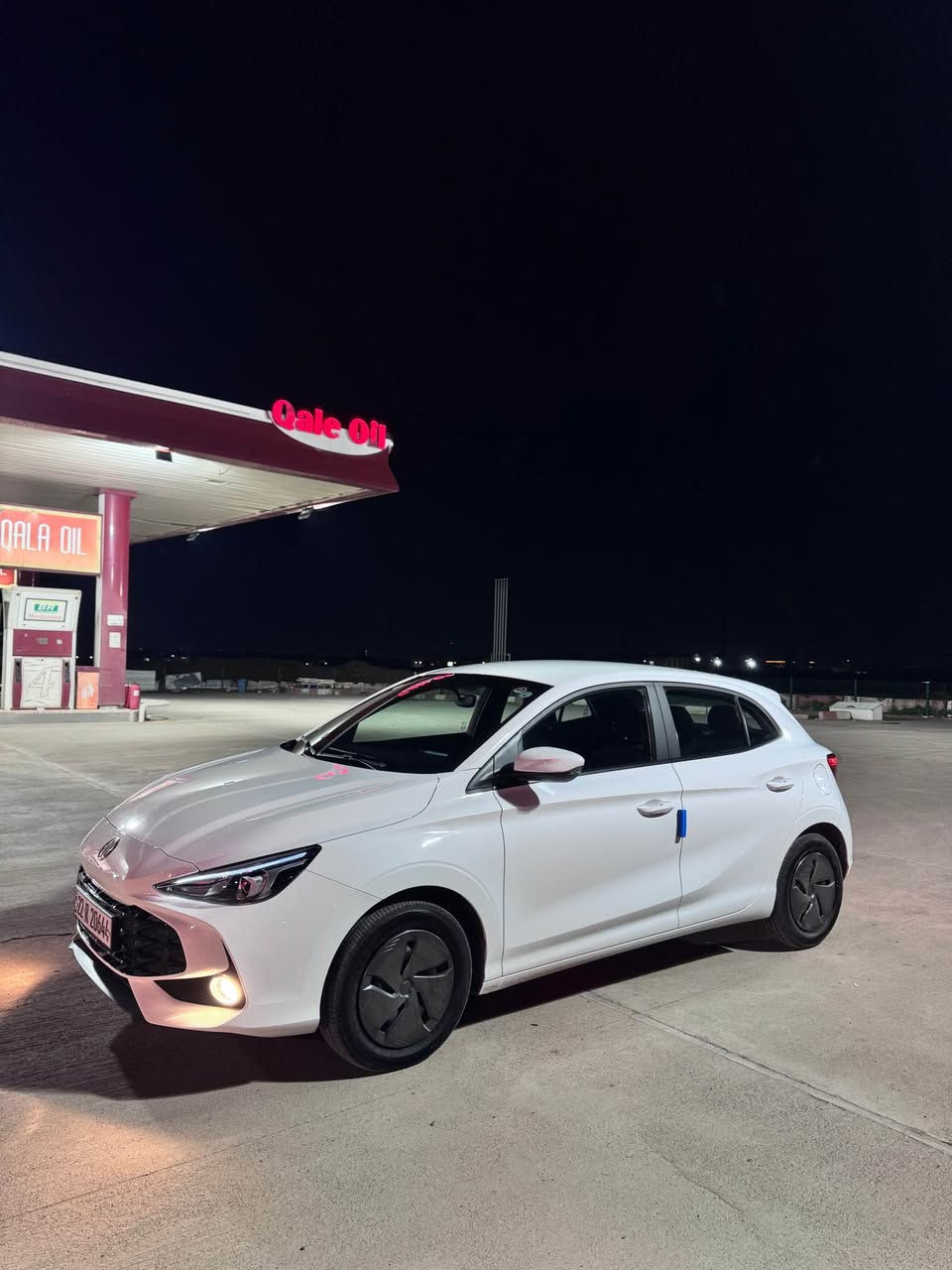 MG3 2025 
تەنها ٤ هەزار ڕۆیشتوە 6ساڵ زەمانی هەیە
گێڕتۆماتیک و ئاوێنە کارەبای و شاشە گەورە و گێچ ئەلیکتڕۆنی و لایت بەرزونزم دەبێتەوە ...
مواسەفات کۆنفۆڕت 
سەیارەکە ڕەقەمە هیچ ملاحەزەیەکی نییە 
ژ.م [0750-410-3803]
لە هەولێرم
نرخ ۱۰٦ وەرەقە أربيل, العراق
