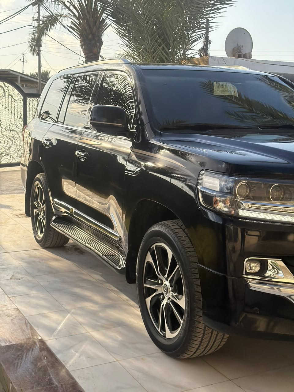 لاند كروز GX.R

موصفات بريم 
شاشة  للصفوف لأمامية 
شاشة للصفوف خلفية  بل علاء 
 
كامرات 360 
 الرقم ‭٠٧٨٢ ٤٣١ ٦٢٧٩‬
