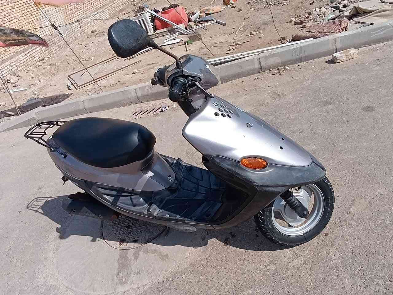 سلام عليكم دراجه للبيع 9 بيجي ياماهي كفاله عامه صار شهرين من طالعه من وكيل كلشي شغال بيها سلف هندر بيها مرايات زوج دراجه نضيفه كلش //مكان دور النفط //***********/// السعر خاص
