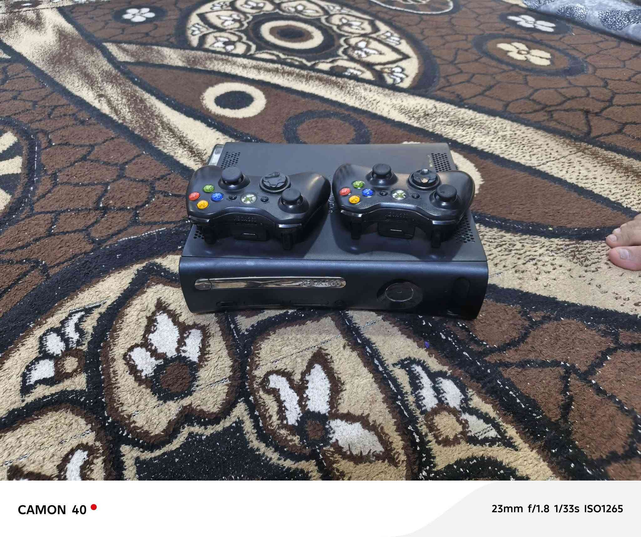 اكس بوكس 360 ب 40 لعبه للبيع نظيف الجهاز شرط يدات اثنين اصليه المكان حي الانتصار ***********
