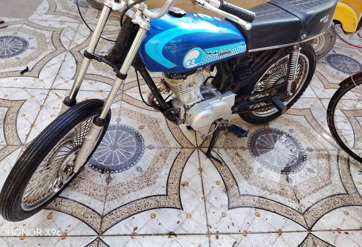 للبيع.. بدون اوراق.  نضيفه. سريعه  للتواصل *********** واتساب
