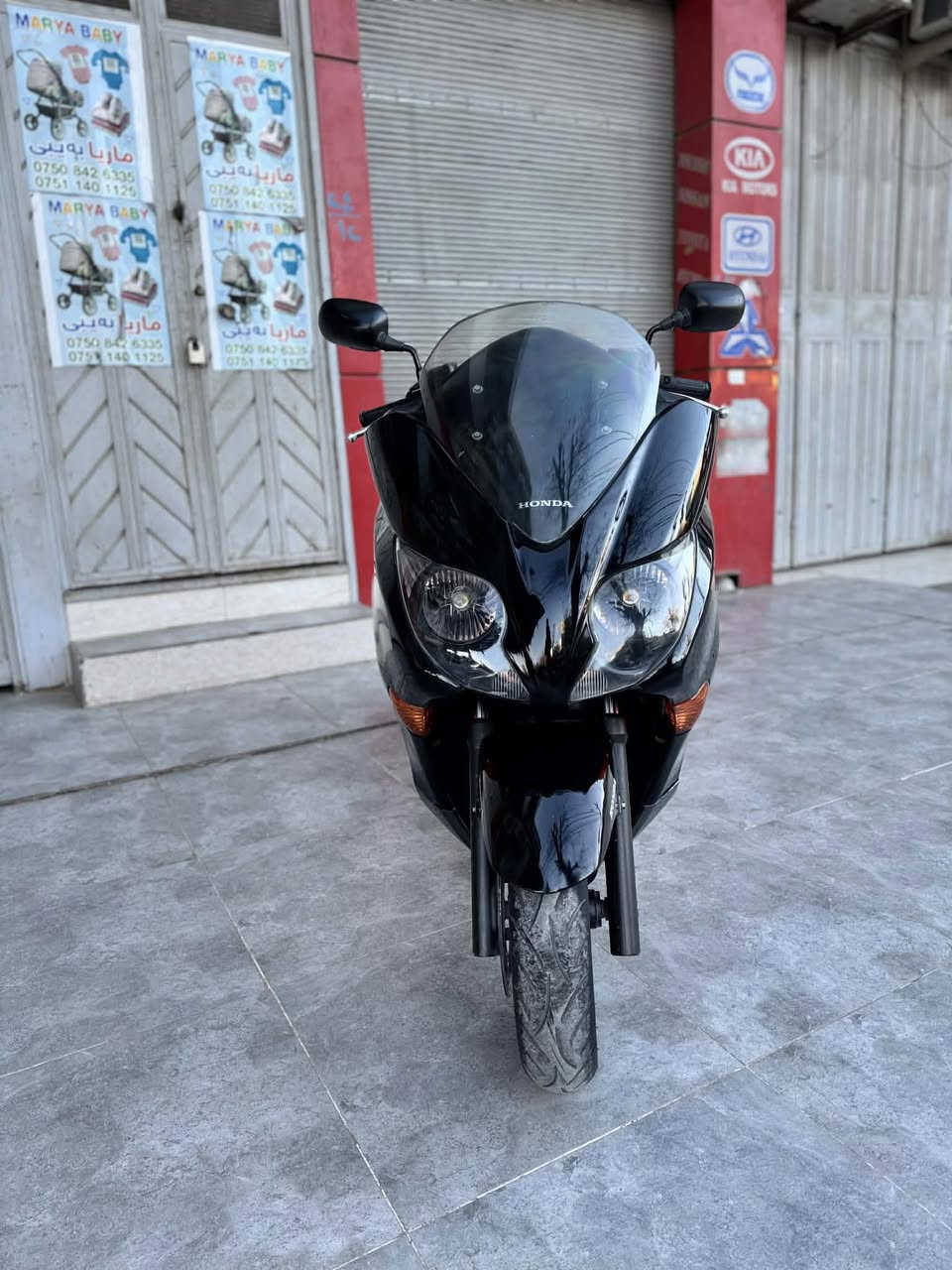 فۆڕزا ٠۱٠ تایەی تازەیە گێڕەکانی هەمووی ئیش ئەکات قاچ حاسە هەمو گیانی بەشەرت ماتۆڕەکە زۆر پاک ماوە تەوە مەکینەی نەکراوەتەوە سعری 11 گەلاو نیوو  و مەعامەلە
***********
