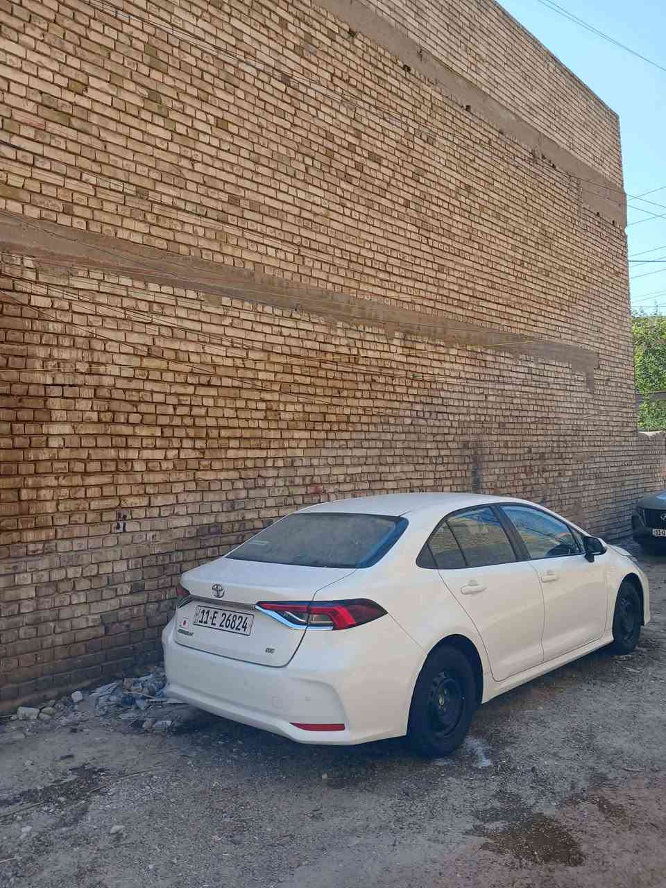 السلام عليكم للبيع فقط كورلا موديل 22 سياره ماناقصهه برغي ماشيه 122 بسمي وسونار مرفق ويا الصور السعر 143 وبيهه مجال مكان السياره بغداد الشعله الاتصال ***********
