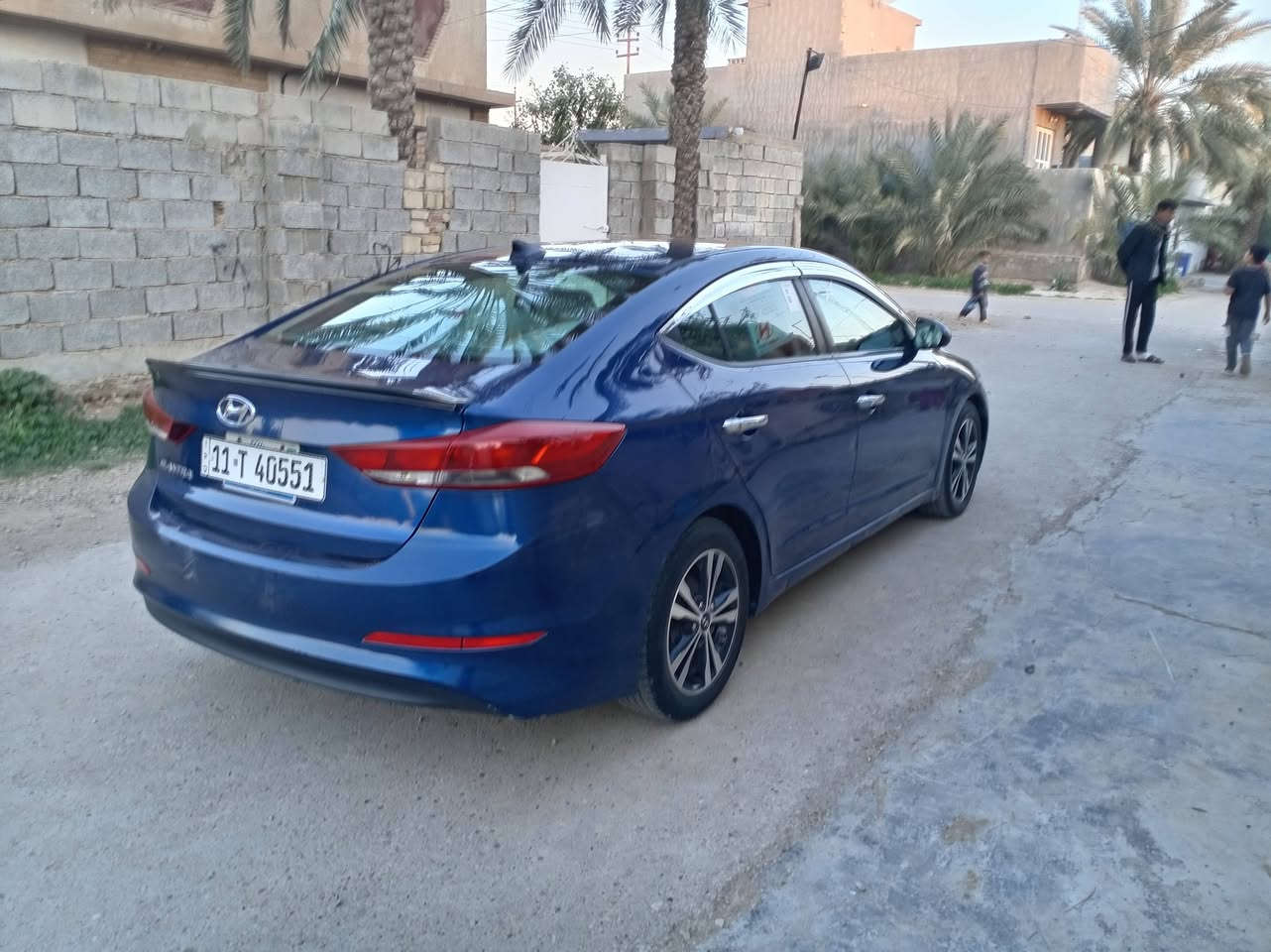 السلام و عليكم
سياره الانترا ٢٠١٧
 رقم بغداد دولي
 وارد أمريكي
ولا صرف ولا تبخير
محرك الفين دوش
حادثه جامرلوغ امامي
 بدون دواخل
 بدون ارباك
 بيه ٤ قطع صبغ رش كلير تدفئه تبريد شغال
 صدر امامي خلفي
تخم تاير كهربائيات شغاله
تحكم استيرن جهتين
الدشبول صاج الشاشة كامره ويل كروم ولد 
السعر 105
المكان بعقوبة تقاطع الساده
الاتصال على الرقم ***********
