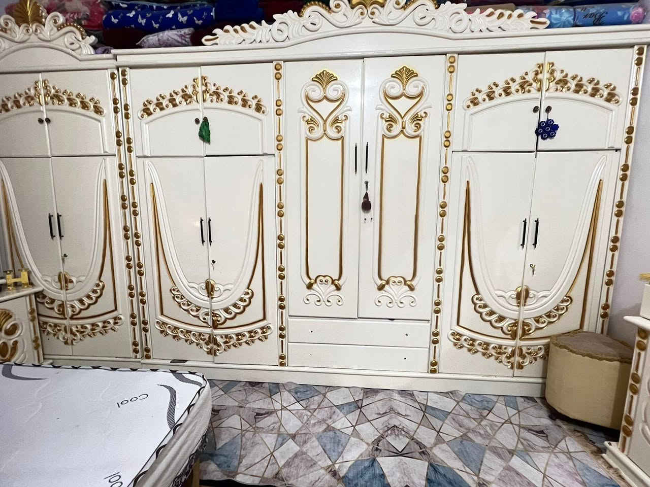 سلام عليكم شباب عندي هاي الغرفة البيع صاج ثكيله سعر مليون ٣٥٠ رقم ***********

