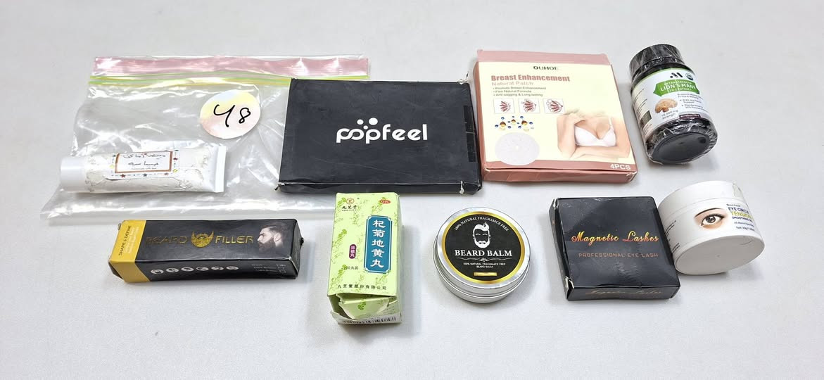 يا الله 
مكياج شي ان
 كل صورة تختلف على الثانية
سعر الكيس ١٠ الاف دينار 
موجود خدمة توصيل جميع المحافظات


**إذا كنت صاحب هذا الإعلان وتريد حذفه لأي سبب، رجاءا أرسل رسالة إلى الدعم الفني**