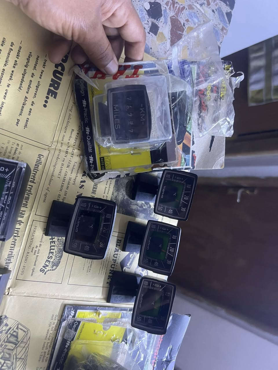 السلام عليكم سيتات الأماني اصلي كله فحص ماجدود كلمن سعره ***********
