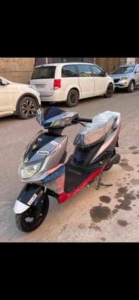 دراجة نارية • بدون بطاريات