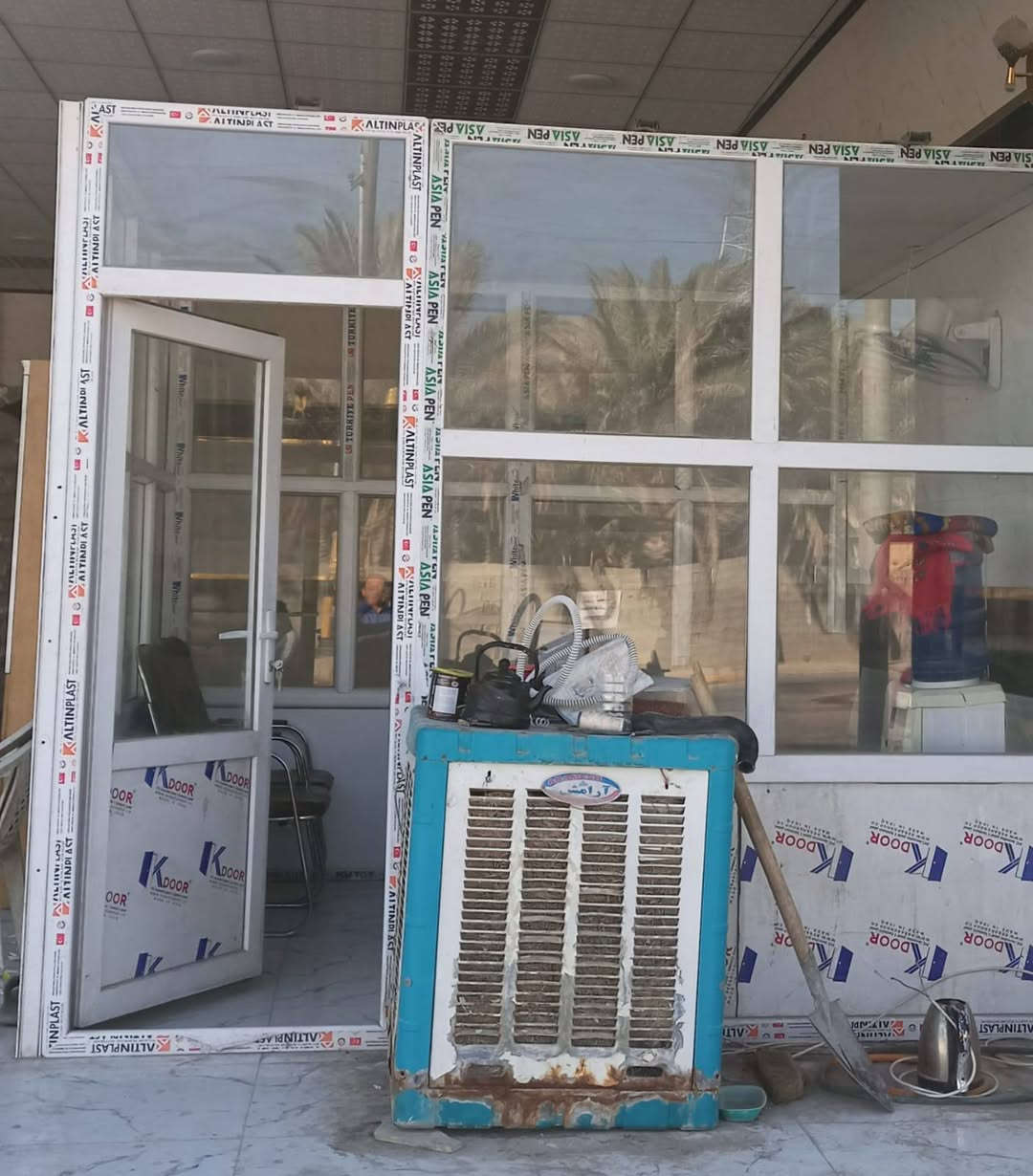 اوفيز لبيع 3×3 رتفاع ٢٨٠
رقم ***********
