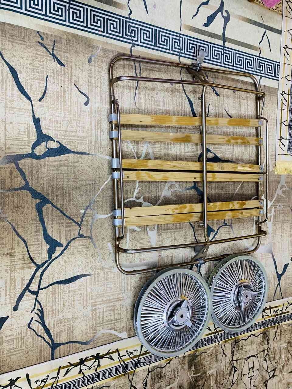 سلام عليكم سيبايه وكبات للبيع شديته سبوع وحد وبعت سياره سعره. 50وبيه مجال شراي يجي خاص أو تصال ***********
