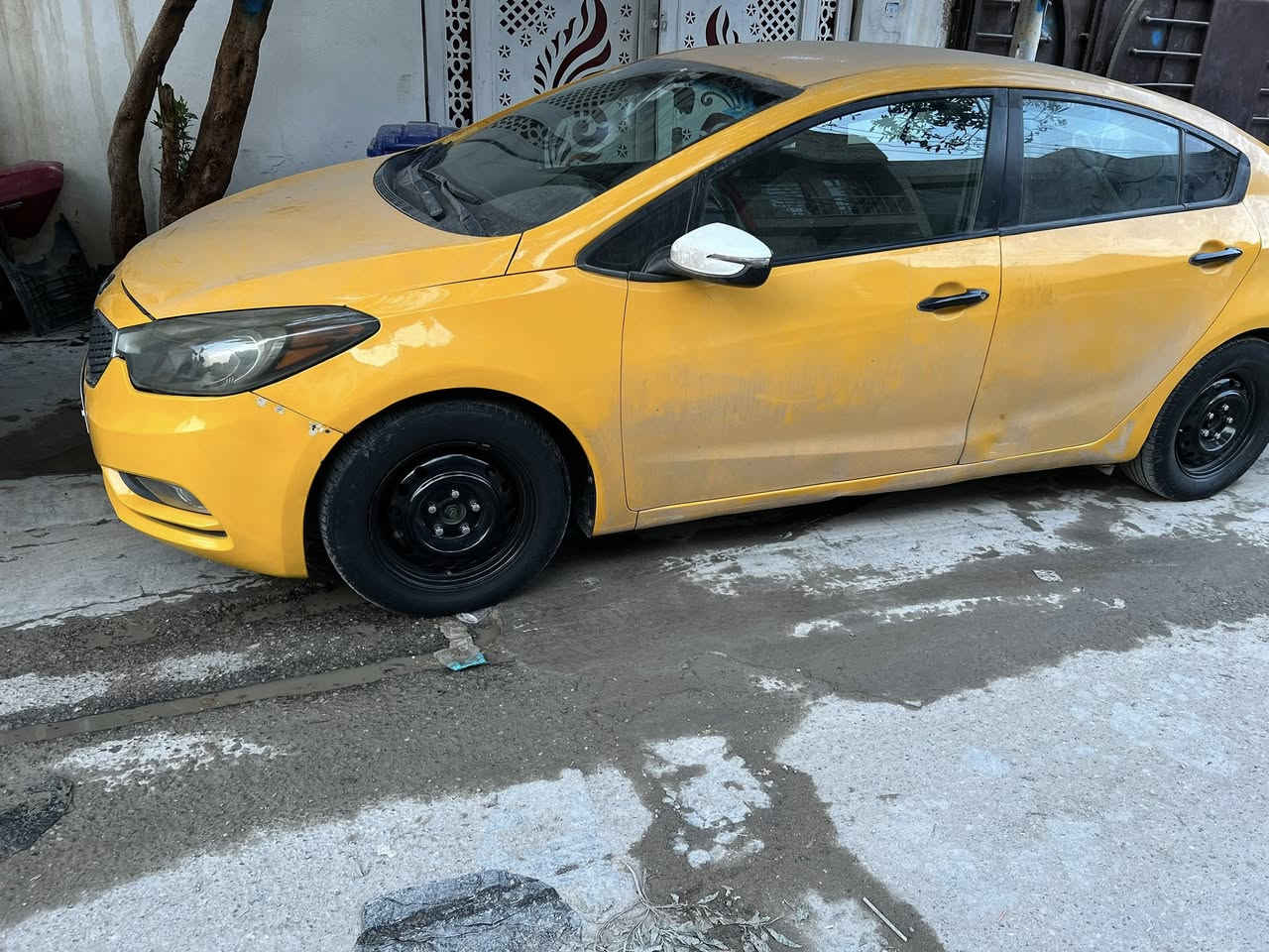 سلام عليكم فورتي 2015 ماشية 187 حادث الجاملاغ الخلفي بدون دواخل محرك 1800دوش تبريد ثلج مهضومة جديدة تخم تاير  سيارة جديدة صبغه جديدة رقم نكليزي سنوية 2030
الهيئه مصفرة سياره جازه بل عافية عل ياخذه وين مايعجبك سونار وعندي بيه سونار ***********
