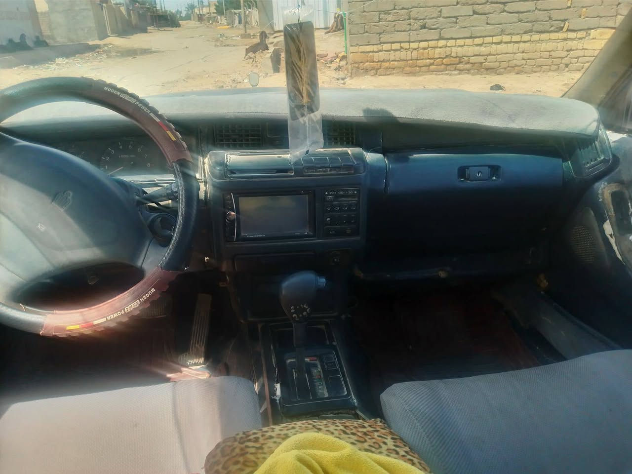 ارنب 94 محور مكفوله من الكص والنقل والعيب الشرعي رقم انكليزي رقم بصره السعر 55 وبيها مجال ***********مكان السياره السماوه
