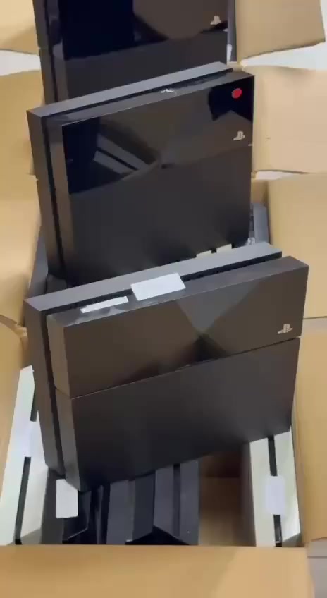 سلام عليكم
عروض مكتب العنبكي 
بلي فور مهكر 
جهاز ما مفتوح 
يحتوي على 10 العاب من اختيار الزبون 
وجوستك وكيبلات 
ضمان شهر كامل ( استبدال وليس تصليح) 
ايضاً يحق للزبون الفحص قبل الاستلام ( تفحص يلة تنطي فلوسك) 
سعر الجهاز 220 الف 🔐
توصيل موجود كل المحافضات 
***********
