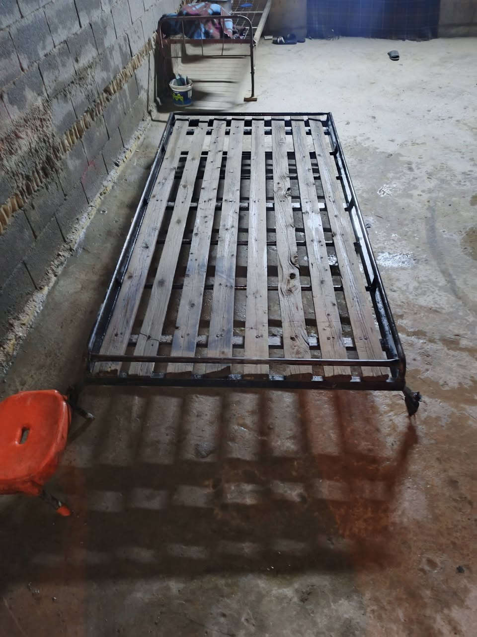 السلام عليكم سيبايه مال بسته للبيع السعر 75مكان بغداد رقم استفسار ***********
