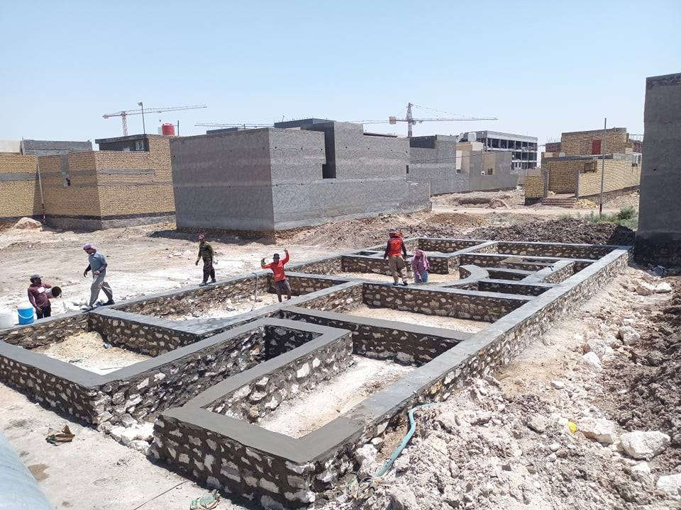 سلام عليكم البناء ثامر عويد زبن شغل حجر  طابوك بلوك ينال عجابكم طبعن شغلنه كرسته وعمل بس عمل يرهم وتساب *********** اونتصال متواجد في ألسماوة حجر تكحيل جهتين اشتغل في ✌️🙌
