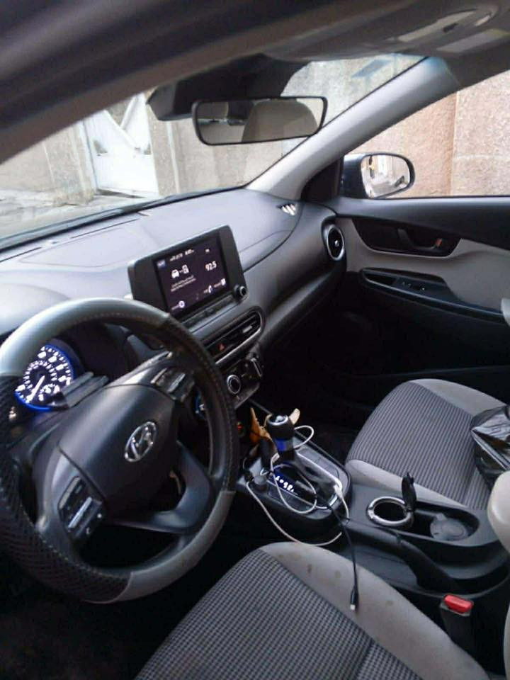 للبيع 

سيارة كونا موديل 2022 

لونها فيلي

مكينة 2000دوش

مواصفات🔘

🛑رادار امامي 

🛑لد نهاري

🛑كروز سرعة

🛑ترحيب عند فتح السيارة

🛑تحديز الخروج عن المسار

🛑اوتو هولد

🛑كامرة خلفيه

🛑كشفات نهاري

🛑3وضعيات للقيادة 

🛑ايكو_نورمال_سبورت

🛑تحكم اسيرن جهتين

🛑 حساسات اطارات

السيارة سويج مو بصمه

تخم تاير جديد

السيارة ماشية 45 الف ميل
رقم بغداد انكليزي الجديد
هزه 2026 جديده

بسمي تحويل ثاني يوم

الهزة تنتهي مالته بشهر 1/2027

امانه الله السياة كلش جديده كير ومكينه وتبريد مكفولات 
قطرة صبغ مابيهههه 

الضرر  🔘حافة جاملغ جهة الراكب وراجع بارد 

صور الحادث🔘عالخاص فقط

مكان السيارة بغداد  

رقم الهاتف بي واتساب ***********
