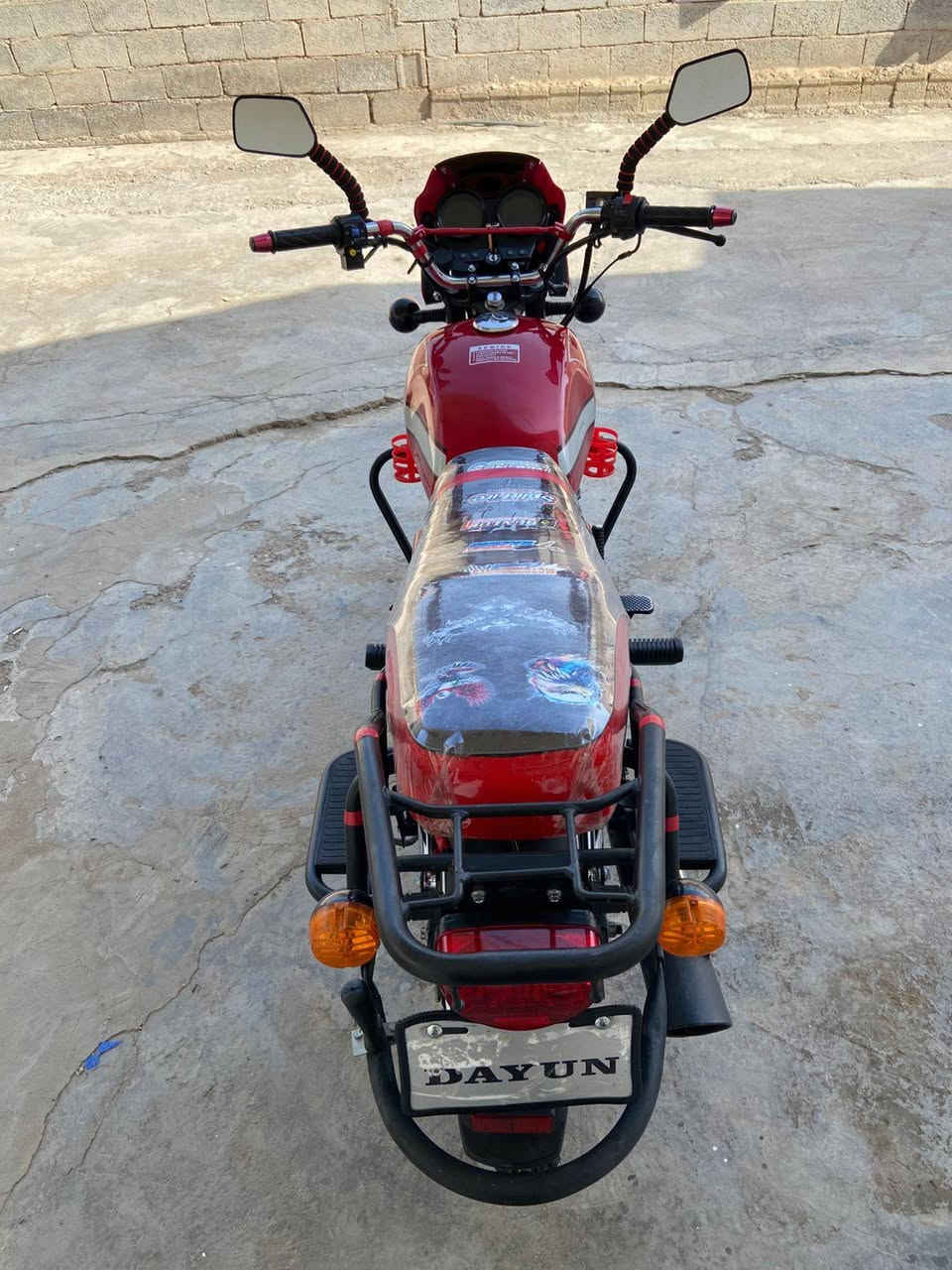 سلام وعليكم 
دراجه دايوان للبيع مديل25 مكينه 200 دراجه نضيفه فول مثل الصوره اوراق سحب السعر خاص المكان ديالئ 
دلي عباس أي نقص مابيهه


**إذا كنت صاحب هذا الإعلان وتريد حذفه لأي سبب، رجاءا أرسل رسالة إلى الدعم الفني**