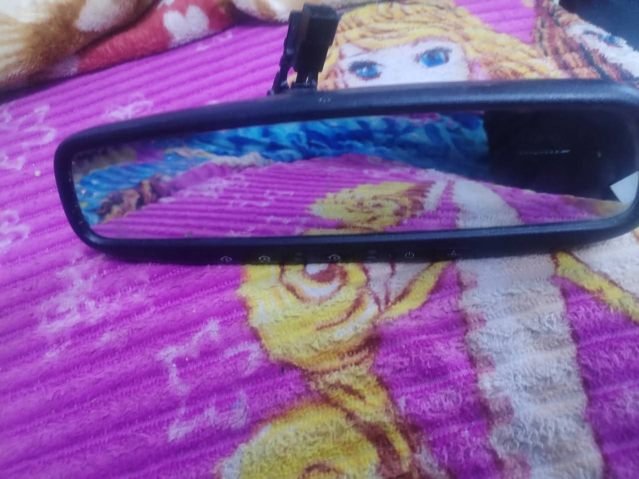 السلام عليكم للبيع مرايه اوبتيما ترهم ٢٠١٢ الئ ٢٠١٥ للاستفسار الاتصال على الرقم ***********
