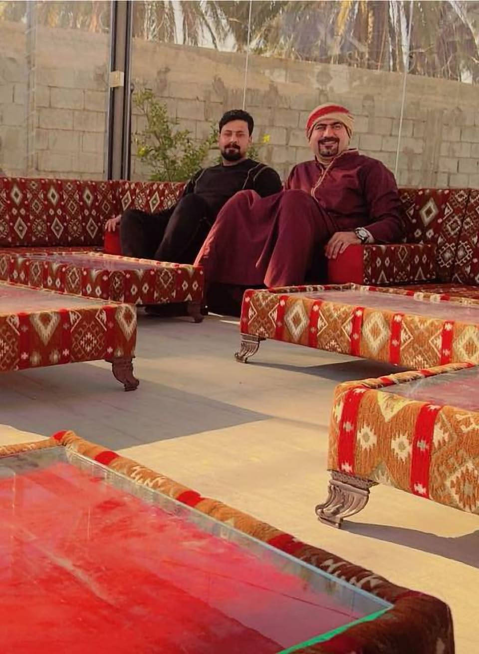 كل عام وانتم بخير بمناسبة حلول عيد الفطر المبارك من قضاء #المقدادية #منطقة #مهروت مزرعة الصديق العزيز وسام صباح التميمي نعرض لكم شغلنا وتصميمنا ونجارتنا ودوشمتنا الديوان الأرضي موديل المضايف العربية الثابت مع اللولات والطبلات اتمنى ان ينال رضاكم واعجاباتكم شاهدونا وتابعونا عبر صفحتنا على الفيسبوك بفرعينا في محافظة ديالى بعقوبة و خانقين مع توفر التوصيل لكل #العراق 
https://www.facebook.com/profile.php?id=100044630220289&mibextid=ZbWKwL


**إذا كنت صاحب هذا الإعلان وتريد حذفه لأي سبب، رجاءا أرسل رسالة إلى الدعم الفني**