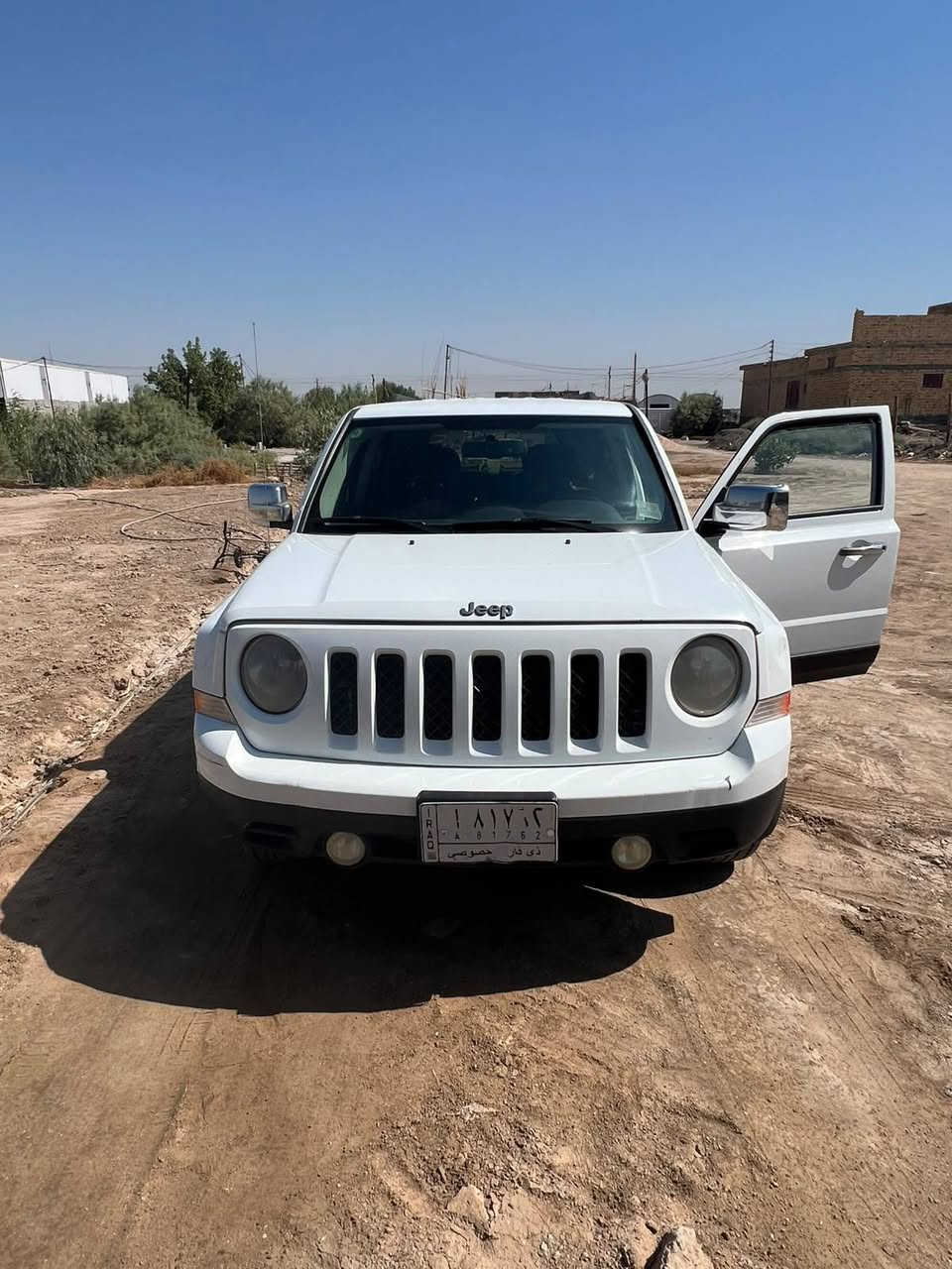 جيب باتريوت 16 ذي قار باسمي الحادث باب السائق وباب الصدر بيه بارد كما موضح بصورة داخل المنشور السعر 95 ورقه وبيه مجال العنوان سوق الشيوخ.***********
