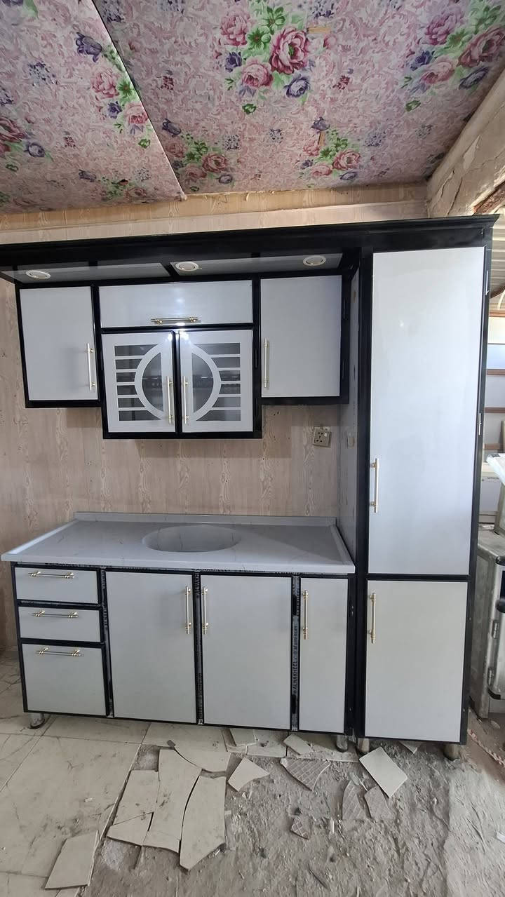 للبيع كاونتر مترين و ١٠ سانتيم اخو الجديد استعمال شهر تركي تسكام درجه اولى السعر ٤٧٥ الف 
اتصال أو واتساب 
***********
