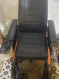 عربانه كهربائيه متحركه للبيع المراسله عله الخاص او وات ساب 07763753632