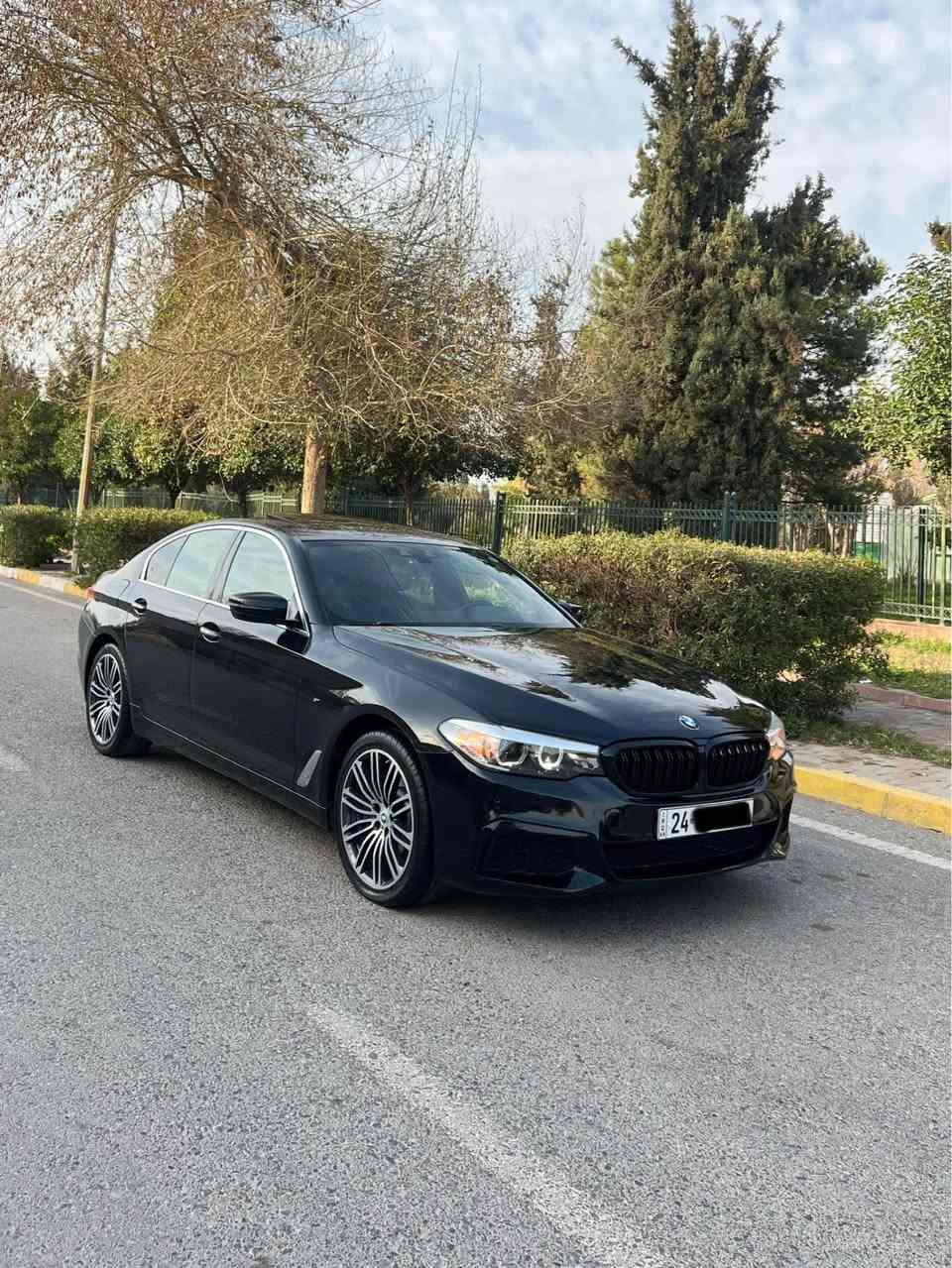 Bmw 530i 2018 sport line 
فول مواصفات ١/١ 
داتاشو 
سلايت 
داخل ليد 
كشنات ٧٠٠ 
ضرر سيارة بنيد مبدل بيلاد 
نص باب و نص جاملغ صبغ بدون دواخل 
فعص سنوية هزة كل جيديد 
مكان اربيل 
سعر خاص 
*********** واتساب موجود أربيل, العراق
