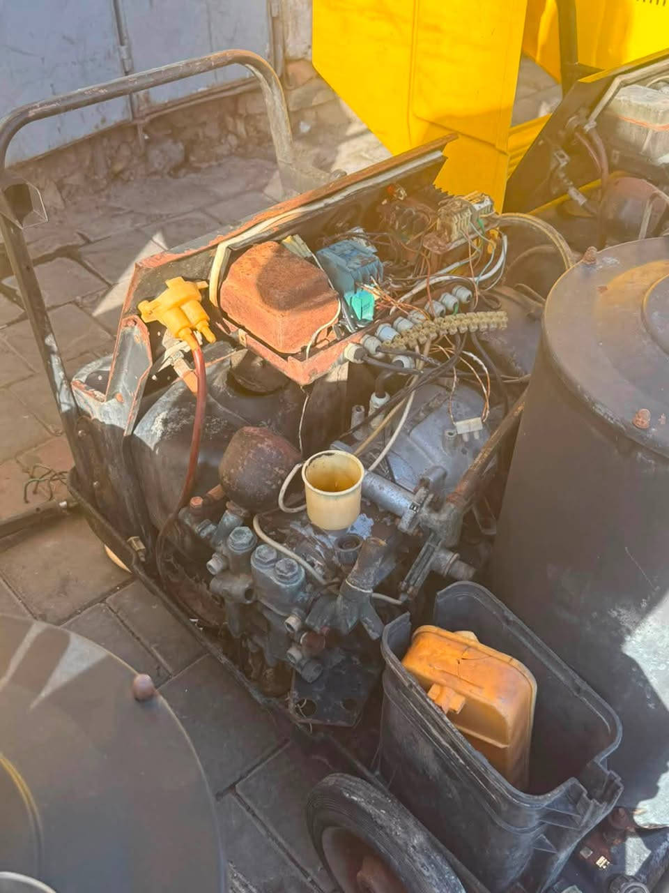 ثلاث مكاين غسل مي حار وبارد  بيهم عطل لل استفسار *********** عنواني بغداد مدينة الصدر
