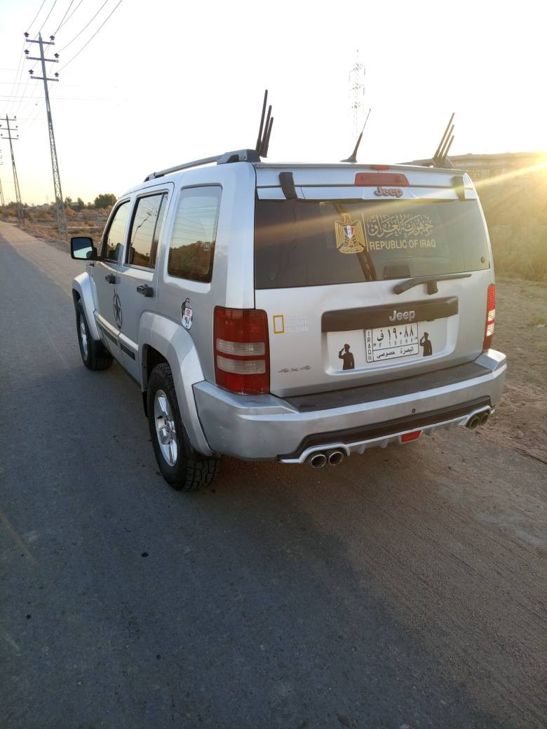 جيب لبرتي 2011وارد امريكي بيه باب مبدل بمريكه بس لباقي كفاله عامه ضربه وصبق محرك كير حداديه دواخل كله جديد تخم تاير جاهزه سياره مانقصه برقي ترايك لربيل رقمه بصره تحويل كبل سعره 85وبيه مجال بصيط عنواني بصره *********** البصرة, العراق
