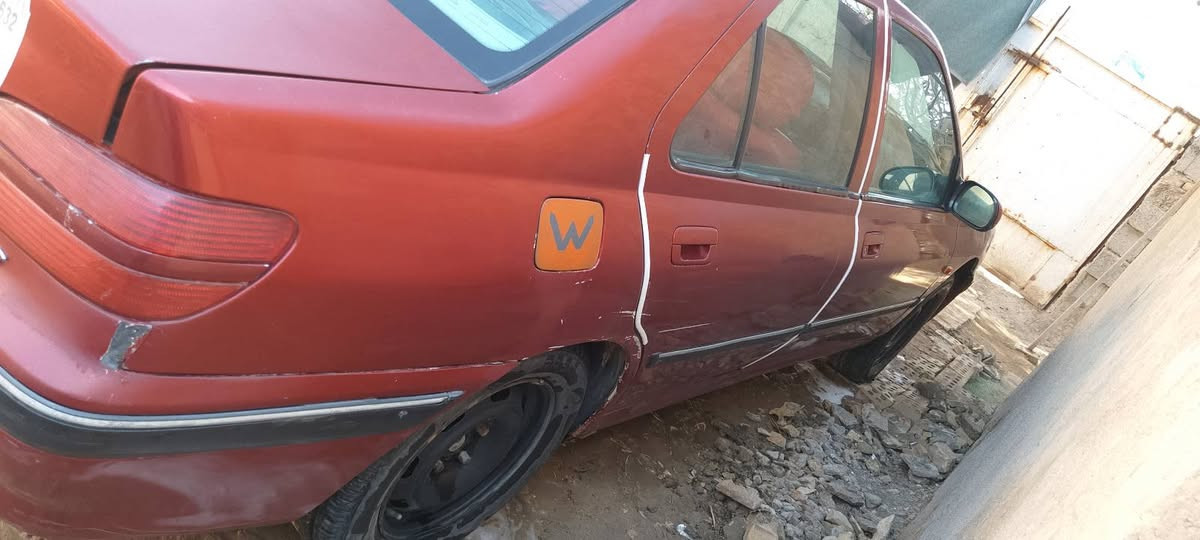 اعاده نشر بسبب الوعود الكاذبة بيجو فرنسي 406موديل 2001
محور كورلا بيكاجو كير اوتوماتيك مكينه وكمها ضعيف ابيع مكينه كايمه 

صدر امامي خلفي جديد 

تخم تاير جديد باتري جديد راديتر جديد 

دواخلها نضيفه وكشرتها شوفت عينك وترهم 

مراوس ب35ورقه وبيها مجال قليل 

***********
