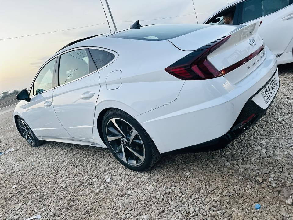 سوناتة موديل 22فول مواصفات محرك تيربو وارد امريكي حادثة جاملغ وبنيد بدون دواخل وعابر شرط ولباقي مكفولة سعر 170وبية مجال العنون الدوانية الحمزة الشرقي ***********
