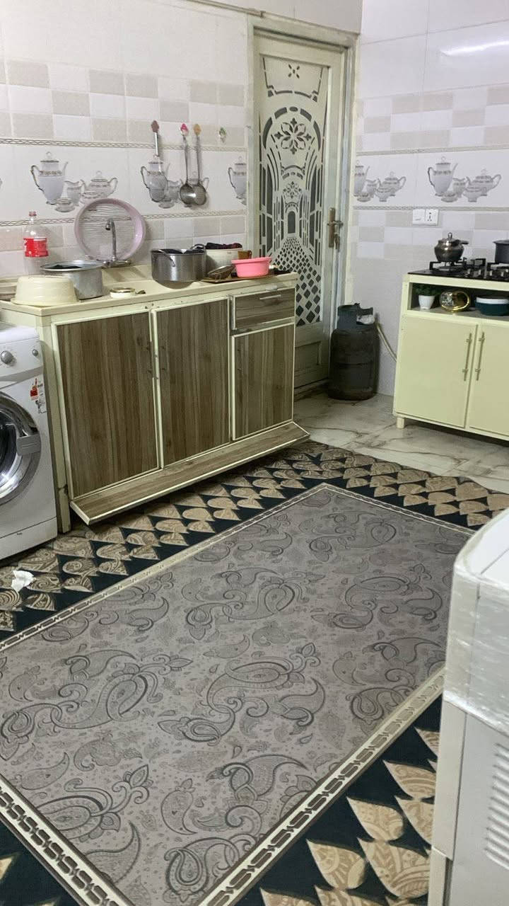 ⬇  دار للإيجار طابق واحد    ⬇

 علمآ البيت منعزل 

🔹 #يتكون من :  كراج  + خطار مطبخ + غرفة نوم

#المساحة (  ١٠٠ متر )

#العنـوان 📍: ( الواسطي قرب كوفي فدك )

#السعر:   (٢٥٠ قفل ) 
  للاستفسار اتصل على الارقام 
 ***********  
***********

ـ ـ ـ
نستقبل جميع العروض للدور السكنية والتجارية والزراعية بكافة مناطق كركوك
للمزيد من المعلومات مراجعة مكتب الرحمن للعقار
🔸 📍ساحة الاحتفالات - ️شارع الغذائية - مجاور صيدلية ضحى عدنان.
أو الاتصال على:

***********
*********** عقارات كركوك مكتب الرحمن
