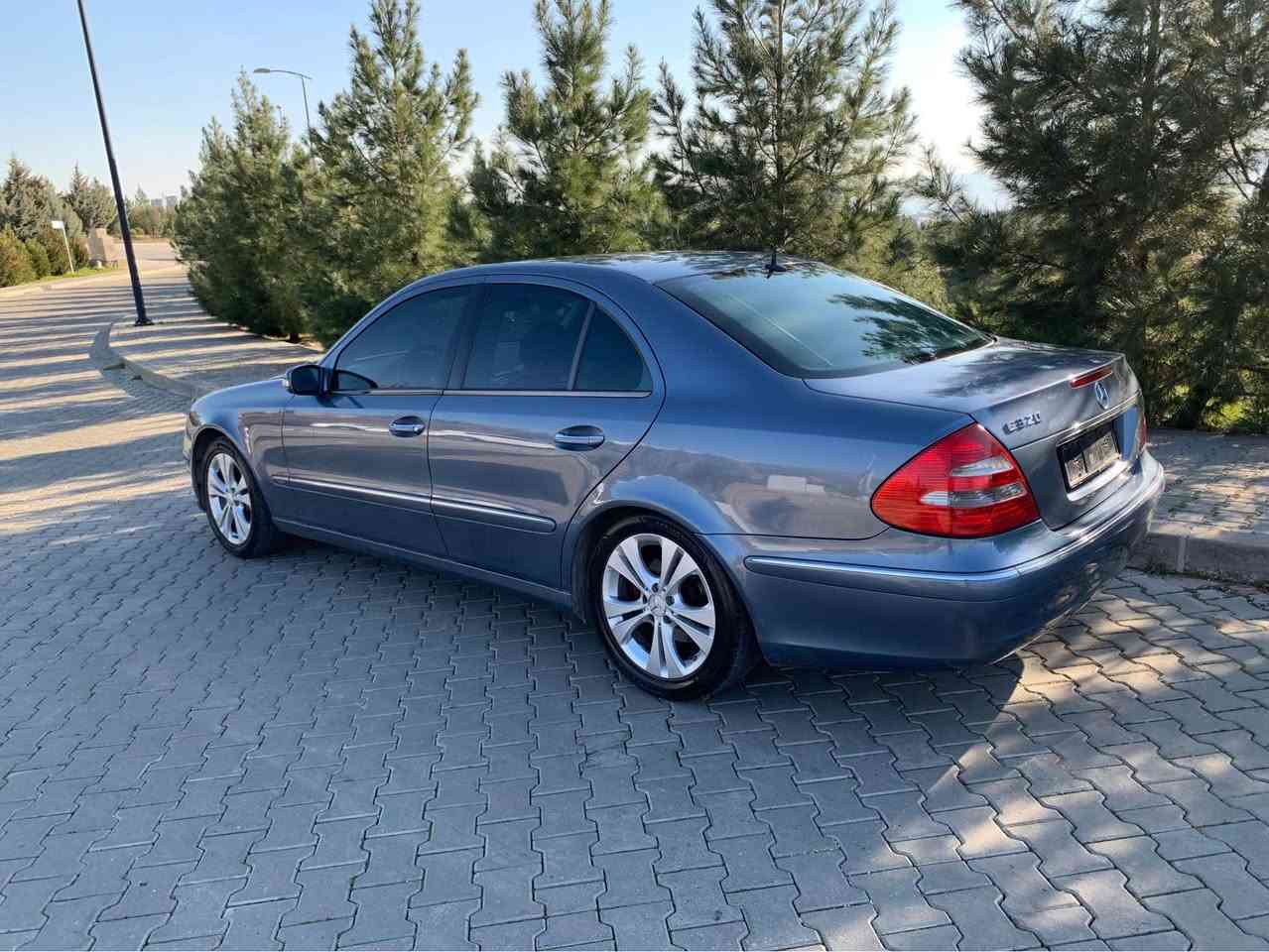 مارسیدیس e٣٢٠ ٢٠٠٣
سه‌یاركه‌ ئه‌وروپییه‌ مه‌نفه‌یست ابراهیم خلیل 
مه‌كینه‌ ٣٢٠ ٦ پستۆن 
په‌ردوه‌ كوشن هیته‌ر . سیدی بۆكس 
بۆیاخ سه‌قف حیزام به‌شه‌رت 
سه‌یاره‌كه‌ كۆدی بۆ كراوه‌ له‌ سلێمانییه‌ 
سعری ٨٢ و مه‌عامه‌له‌
*********** السليمانية, العراق
