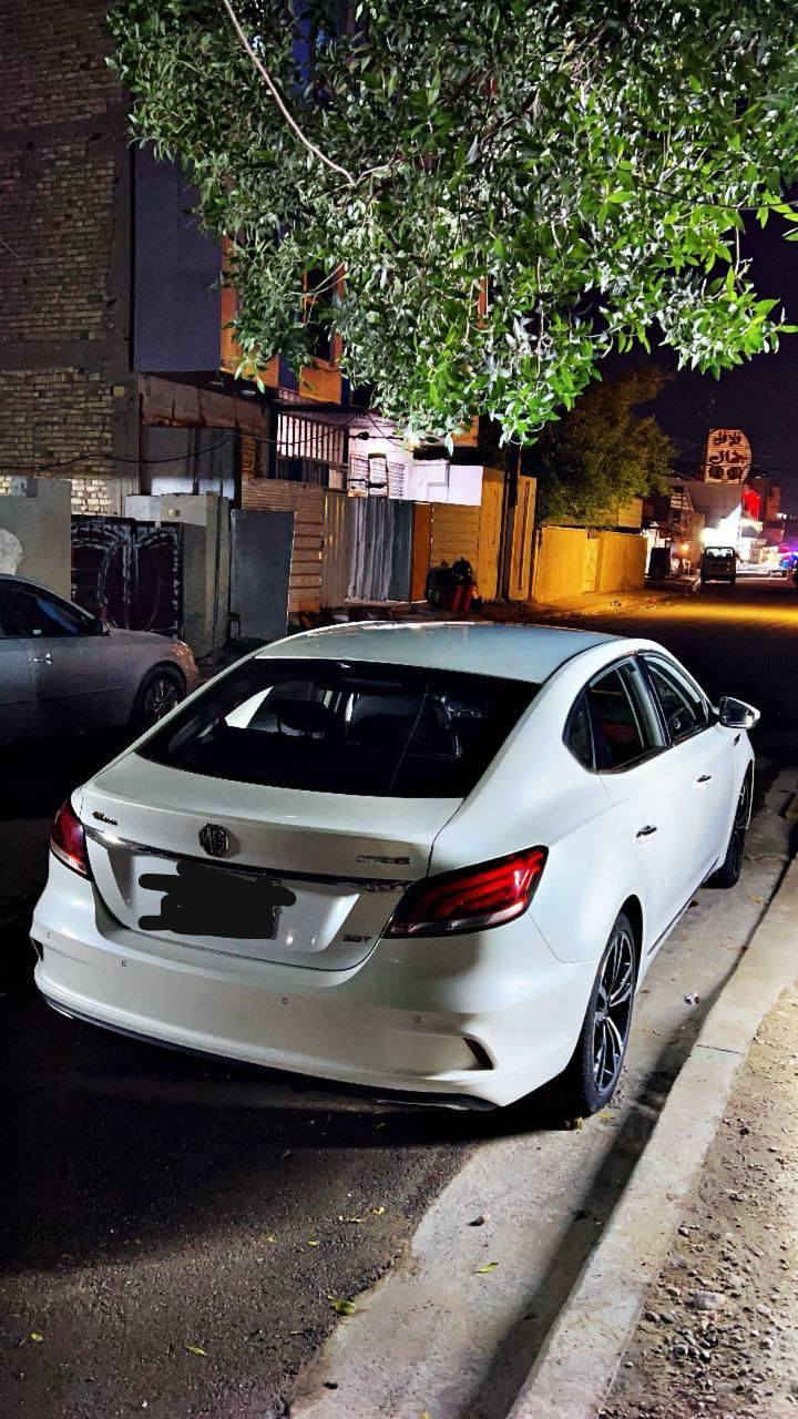 MG6
2021 فول مواصفات السيارة
فئة تروفي اعلى فئة بالسيارة
ماشيه 43 الف 
السيارة كانت بأيد بنية و بيها ملاحظات مثلاً الدواسة من الجهتين ينرادلها بارد اني عافيه 
ويلها 18 
محركها 1.5T
فتحة سقف
بصمة أبواب
بصمة تشغيل
جلد ماركه تروفي لونين اسود و احمر
كراسي كهرباء
هاند بريك كهربائي 
توقف تلقائي 
قطعتين تبريد
6 ايرباك
كاميرا خلفية
حساسات خلفية
LED امامي و خلفي
لايت زنون
شاشة ابل كار بلي
كير دبل كلتش 7 نمر طيارة و نشطة ما شاء الله
السيارة جاهزة من كلشي 
تخم تايرات جديد
انارة محيطية على طول السيارة و اكثر من لون

سعر السياره ١٠٧ وبي مجال 
للاستفسار 
***********
