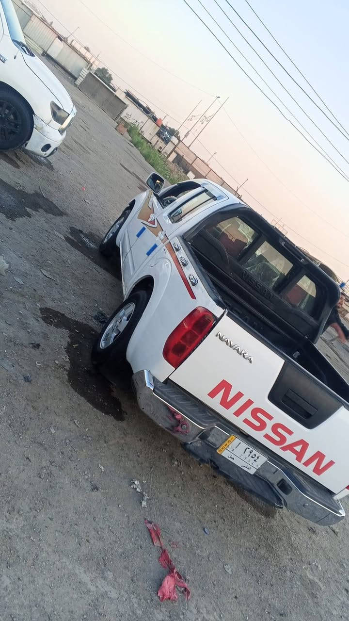 سلام عليكم نيسان نيفارة 2009كير عادي مكينة وكير مكفولات جداد بس مكينة بية صوت يطغ مكاني بغداد حي ور السعر 85وبية مجال قليل رقمة مثنى مشروع وطني رقمي ***********
