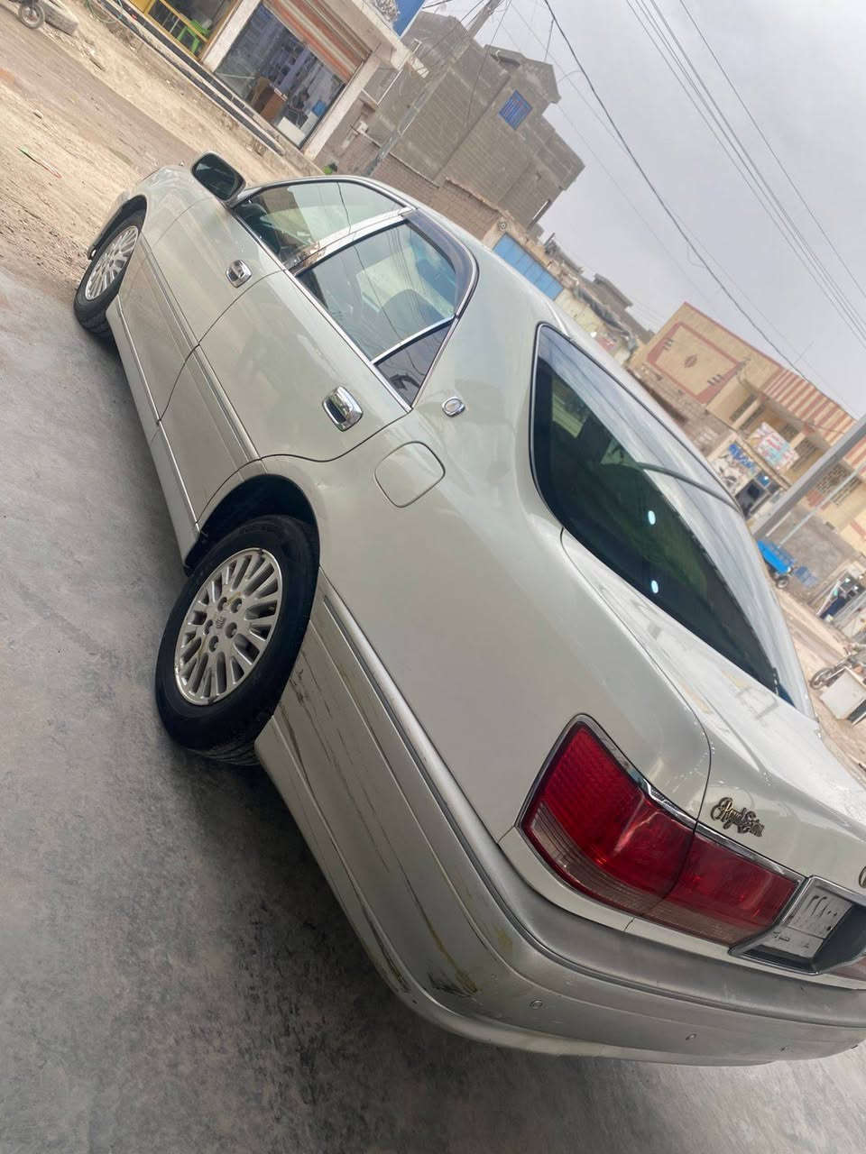 مكلف بالنشر وغير متواجد ع الخاص سلام عليكم للبيع فقط جنون رقم بغداد بدون كمرك بس وكاله صير بيه سياره مكفوله من كصه وضربه وصبغ سياره جاهزه وجديده وحلوه 3 دكم دواخل بيجي سياره كلش جديده وجاهزه وحلوه مكينه وكير كفاله شرط سعر 80 وبيه مجال مكاني بصره قضاء المدينه هاتف ***********
