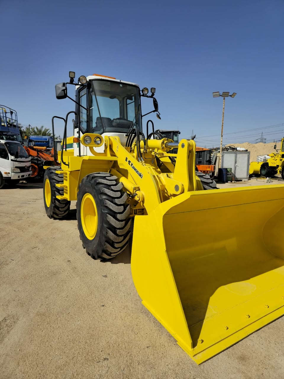 اللهم صل على محمد وآل محمد 
يتوفر داخل {معرض الشمري}  
كاوسكي حجم 65 ZA دور
دخول جديد للعراق 🇮🇶
وارد اليابان 🇯🇵
محرك ازوزه 6 سلندر 
تبريد بلادي 
مشتغل 3000 
تخم تاير الشركه
نظافه واضحه واحلى من الصور بعد
العنوان النجف الاشرف مدينة المعارض الجديده 
***********   ***********
