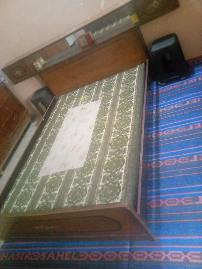 تخت وميز بلا مرايه اثنينهم اب 25 مكان في حي السماح


**إذا كنت صاحب هذا الإعلان وتريد حذفه لأي سبب، رجاءا أرسل رسالة إلى الدعم الفني**